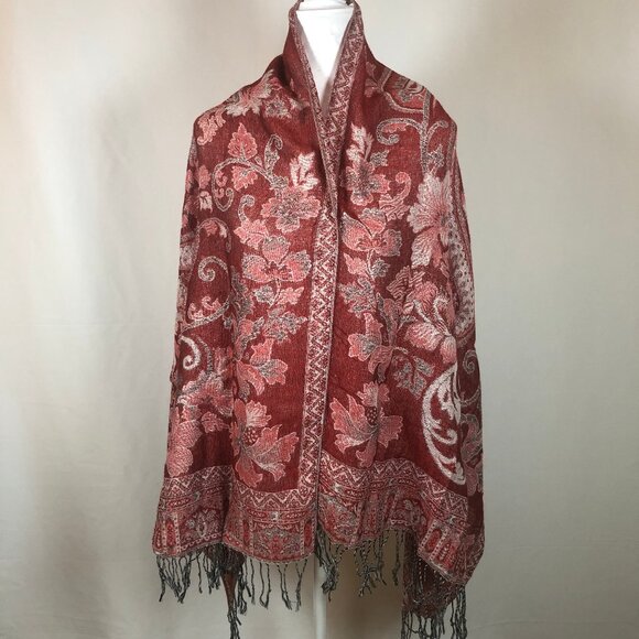Red Paisley Pashmina-Style Shawl – Elegant, Soft & Beautiful Drape - Picture 5 of 11